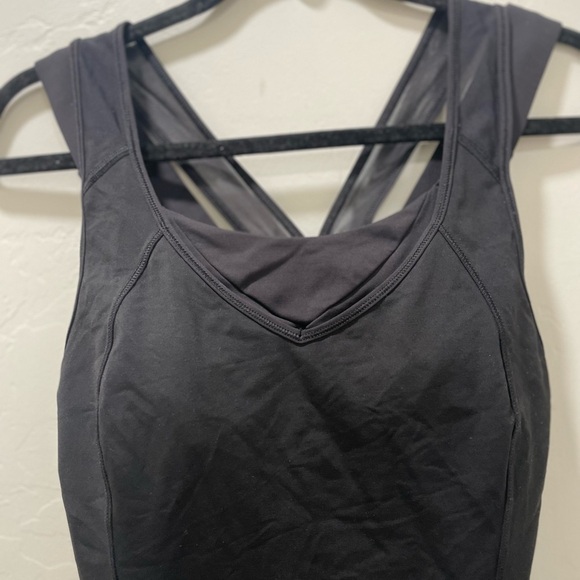 Lululemon Super Sport Tank Black Women's 6 V Neck Fitted Tank & Bra Activewear - Picture 11 of 14
